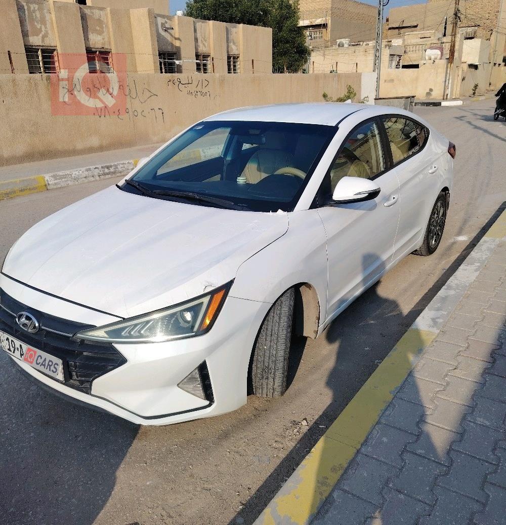 هيونداي النترا